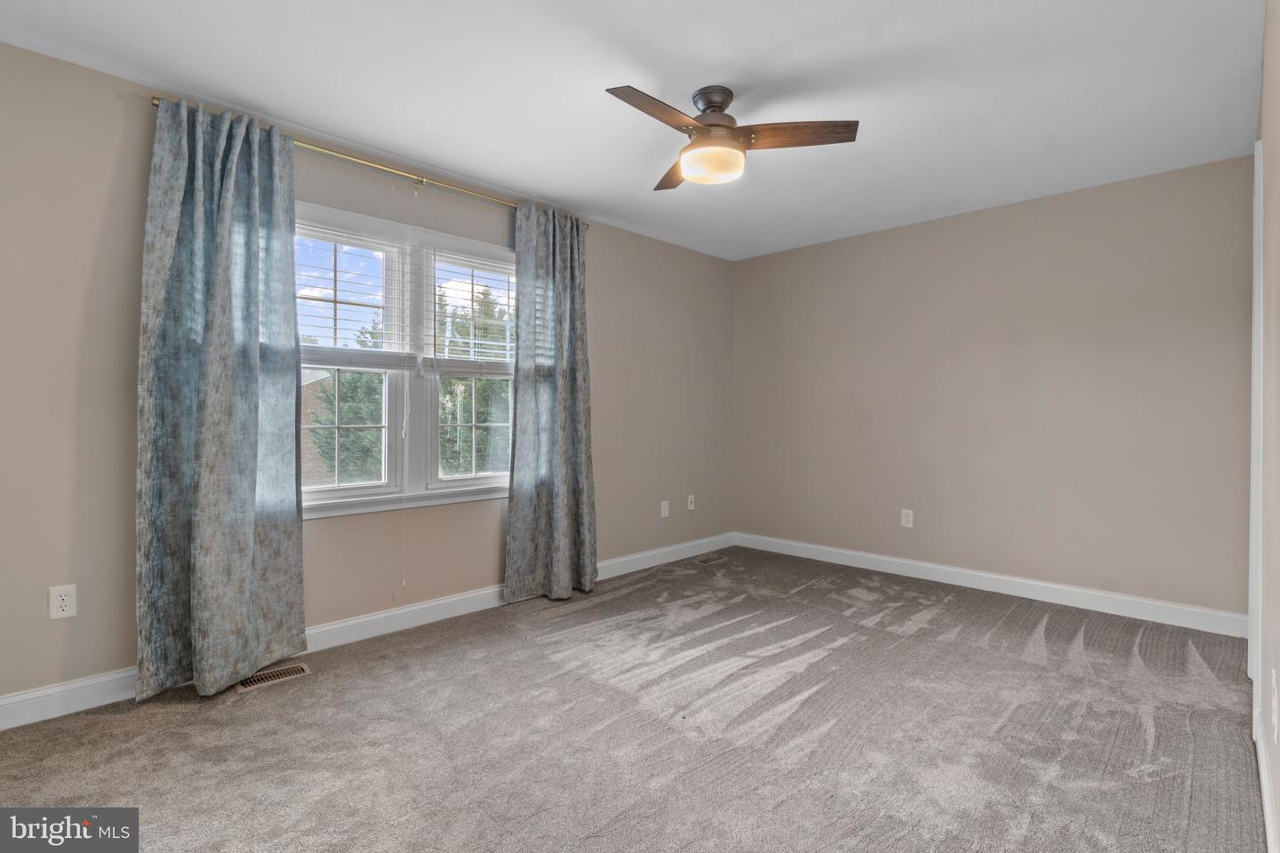322 Harlan Sq #a-2 Property Photo 26