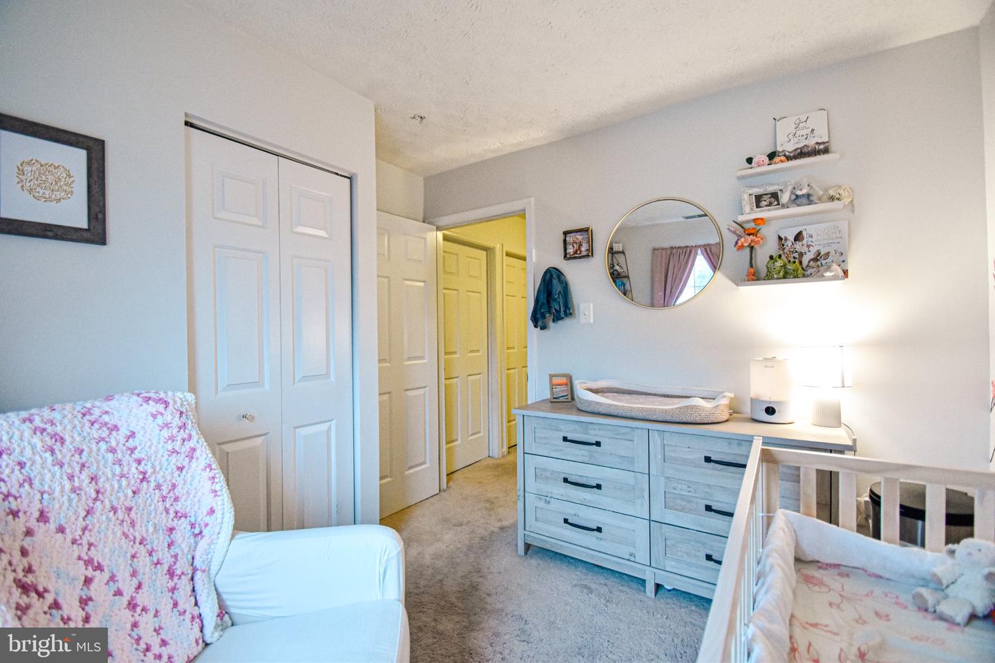 1032 Jeanett Way Property Photo 13
