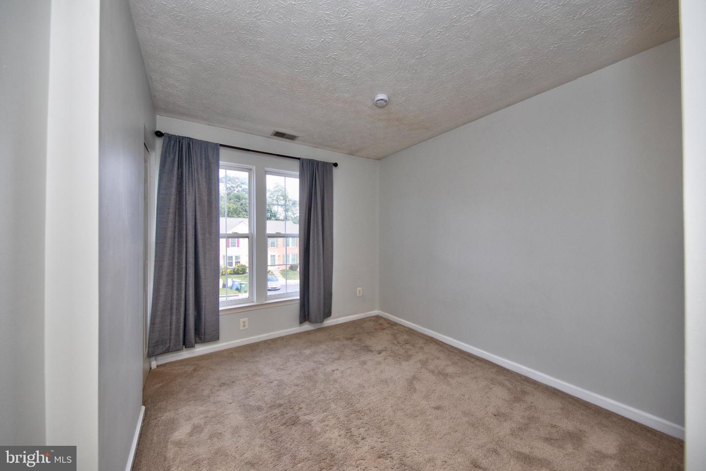 1032 Jeanett Way Property Photo 19
