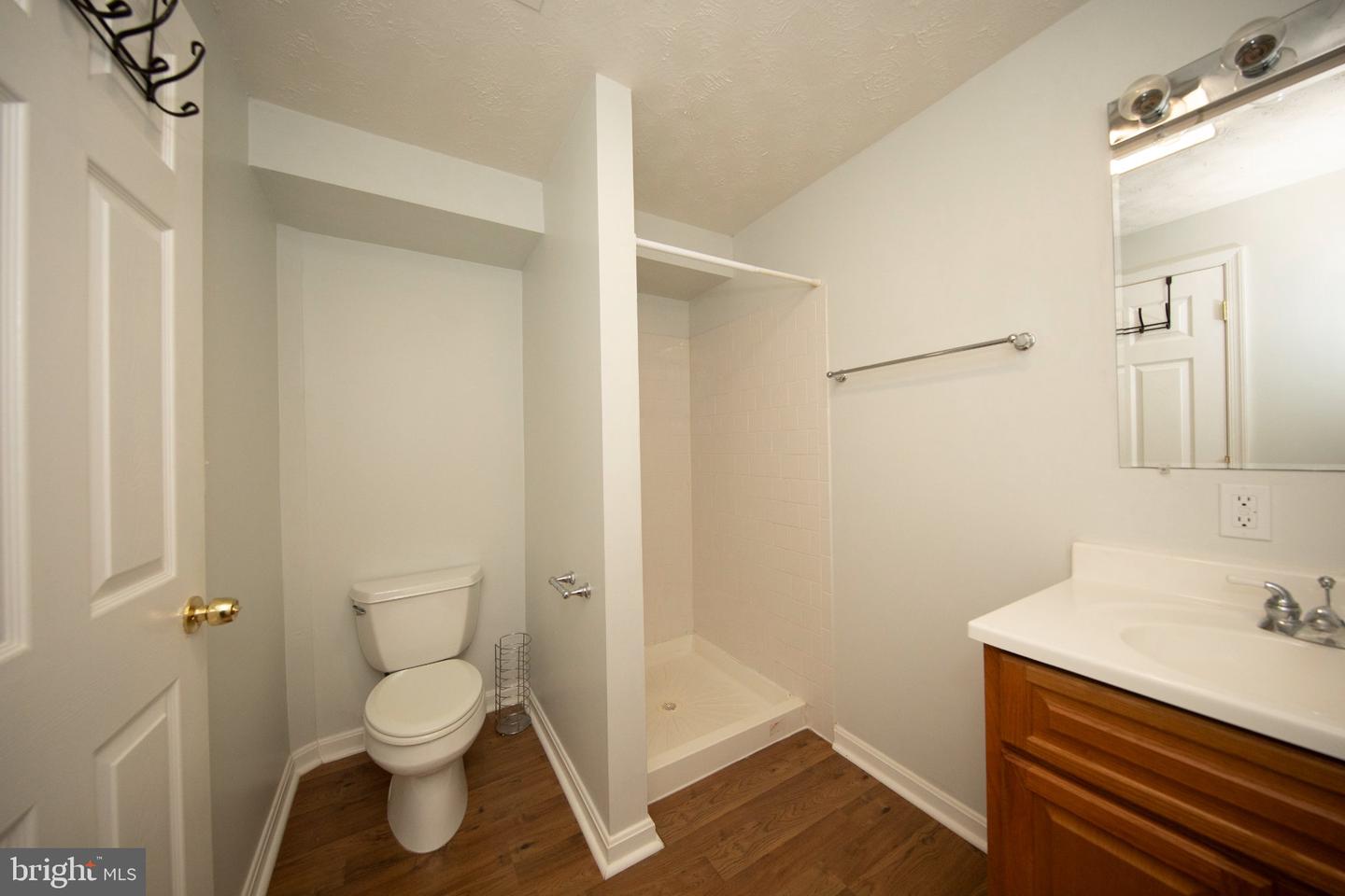 1032 Jeanett Way Property Photo 23