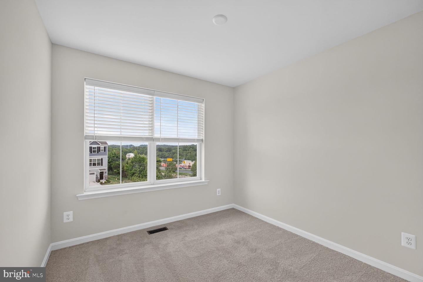 375 Tumblers Way #35 Property Photo 11