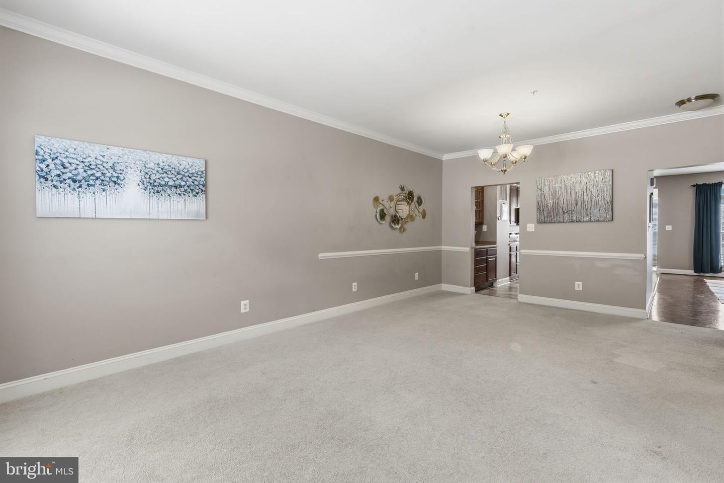 725 Perthshire Pl #66 Property Photo 3