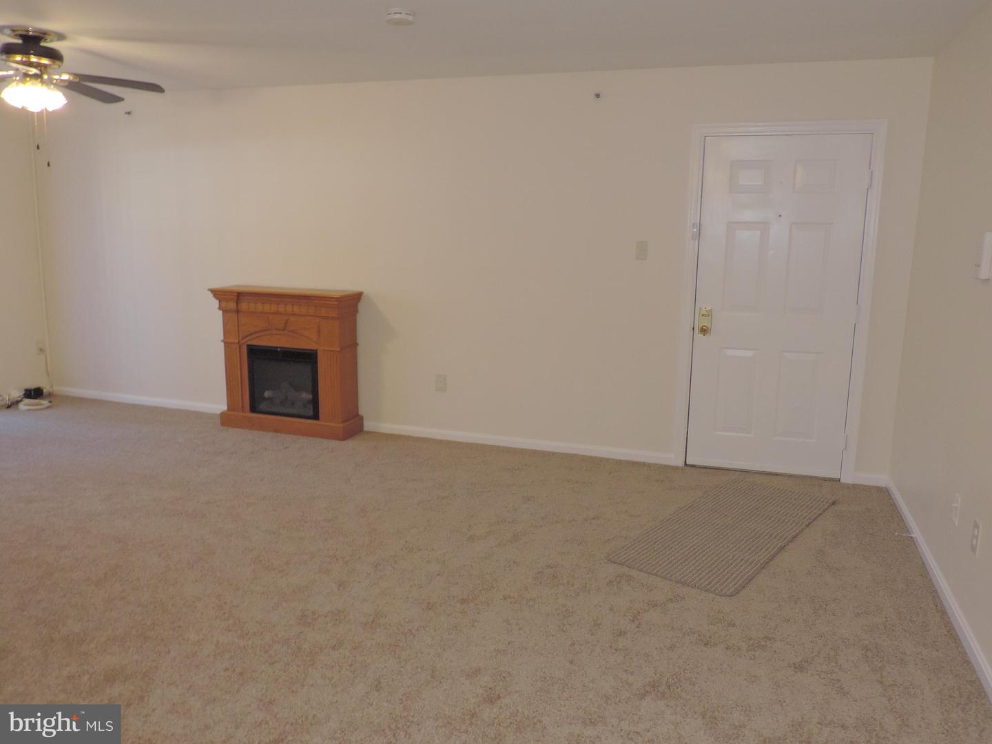 205 Star Pointe Ct #1d Property Photo 9