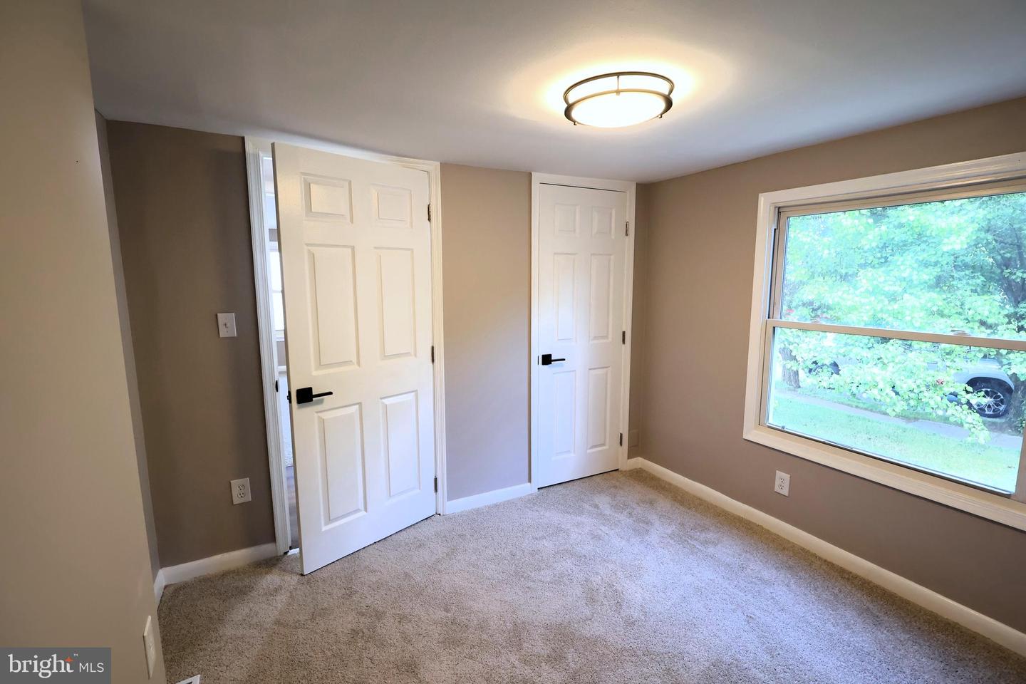4017 Sharilynn Dr Property Photo 23