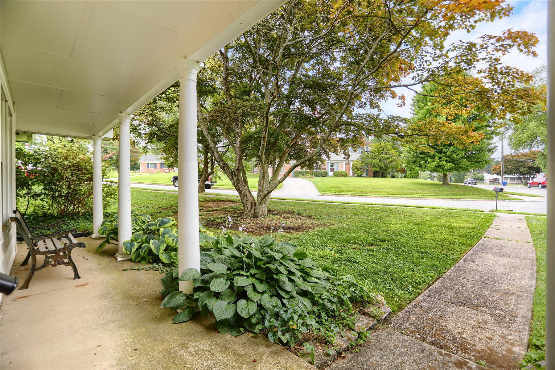 1 Hunter Dr Property Photo 5