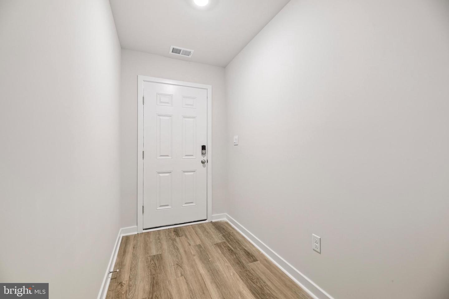 256 Correri St Property Photo 4