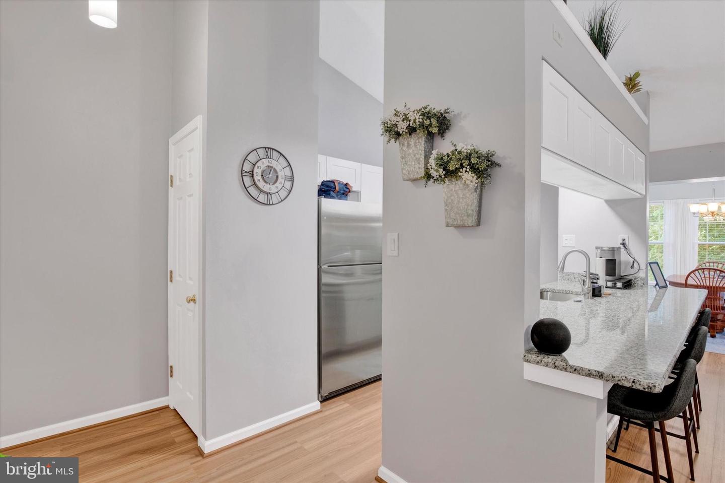 1004 Jessicas Ct Property Photo 5