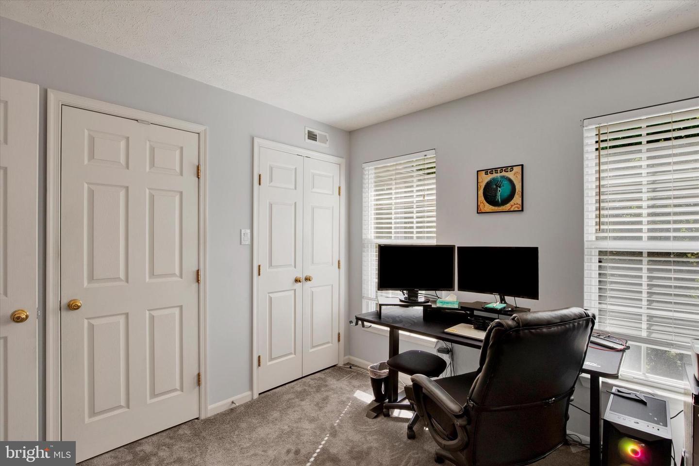 1004 Jessicas Ct Property Photo 18