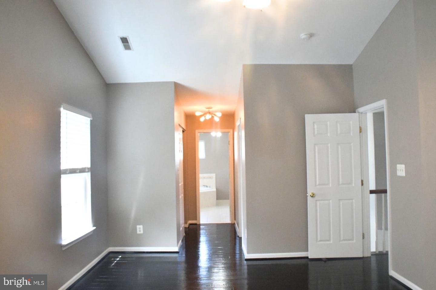 4407 Antrim Ct Property Photo 40