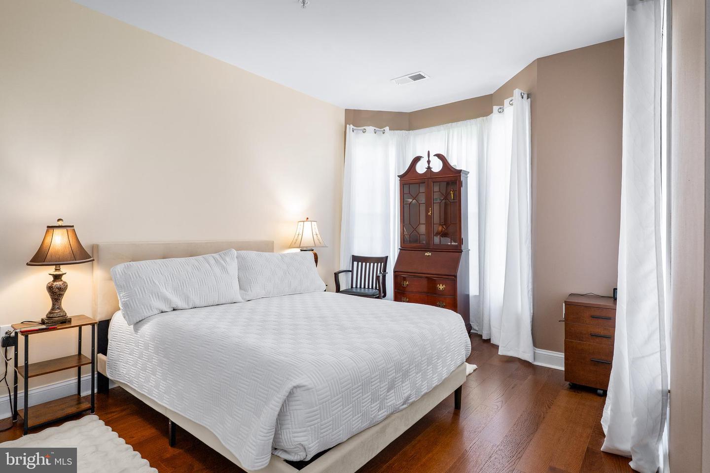 4760-n Water Park Dr #4760n Property Photo 10