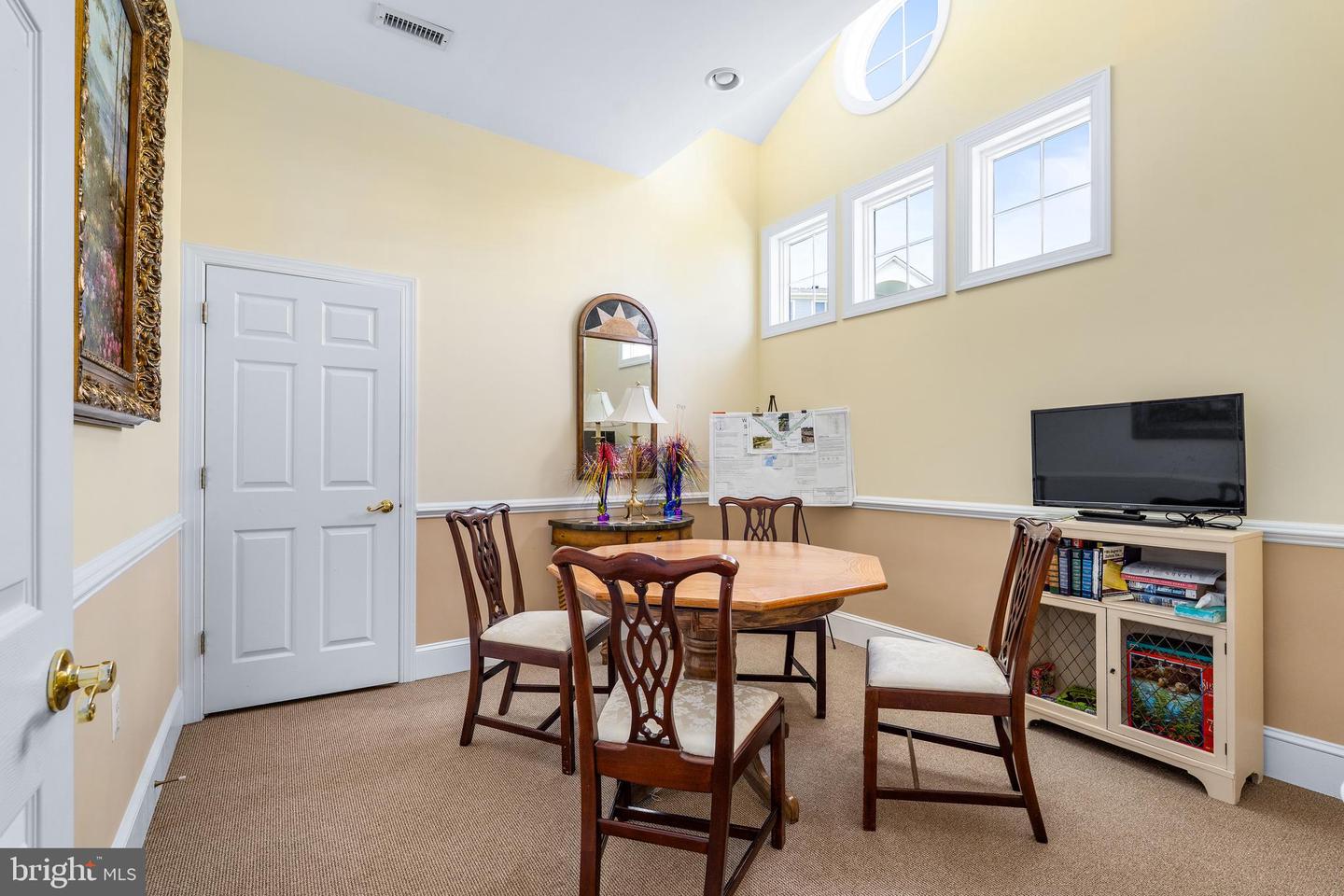 4760-n Water Park Dr #4760n Property Photo 34
