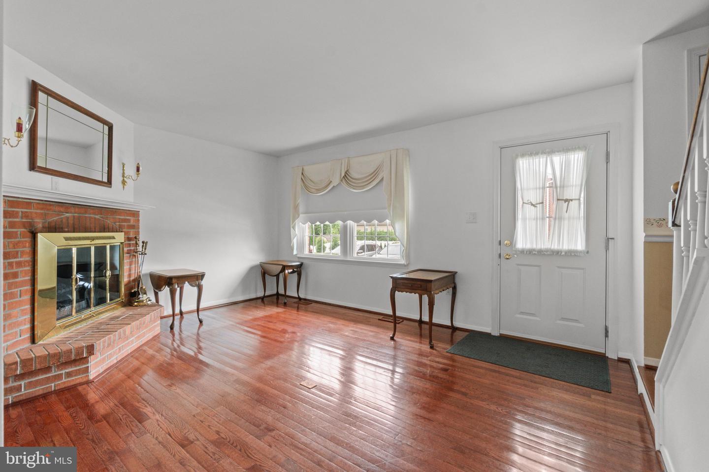 330 Harlan Sq #a-6 Property Photo 3