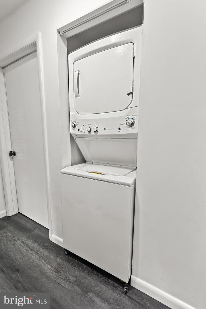 1002 Magnolia Woods Ct #1002-e Property Photo 16