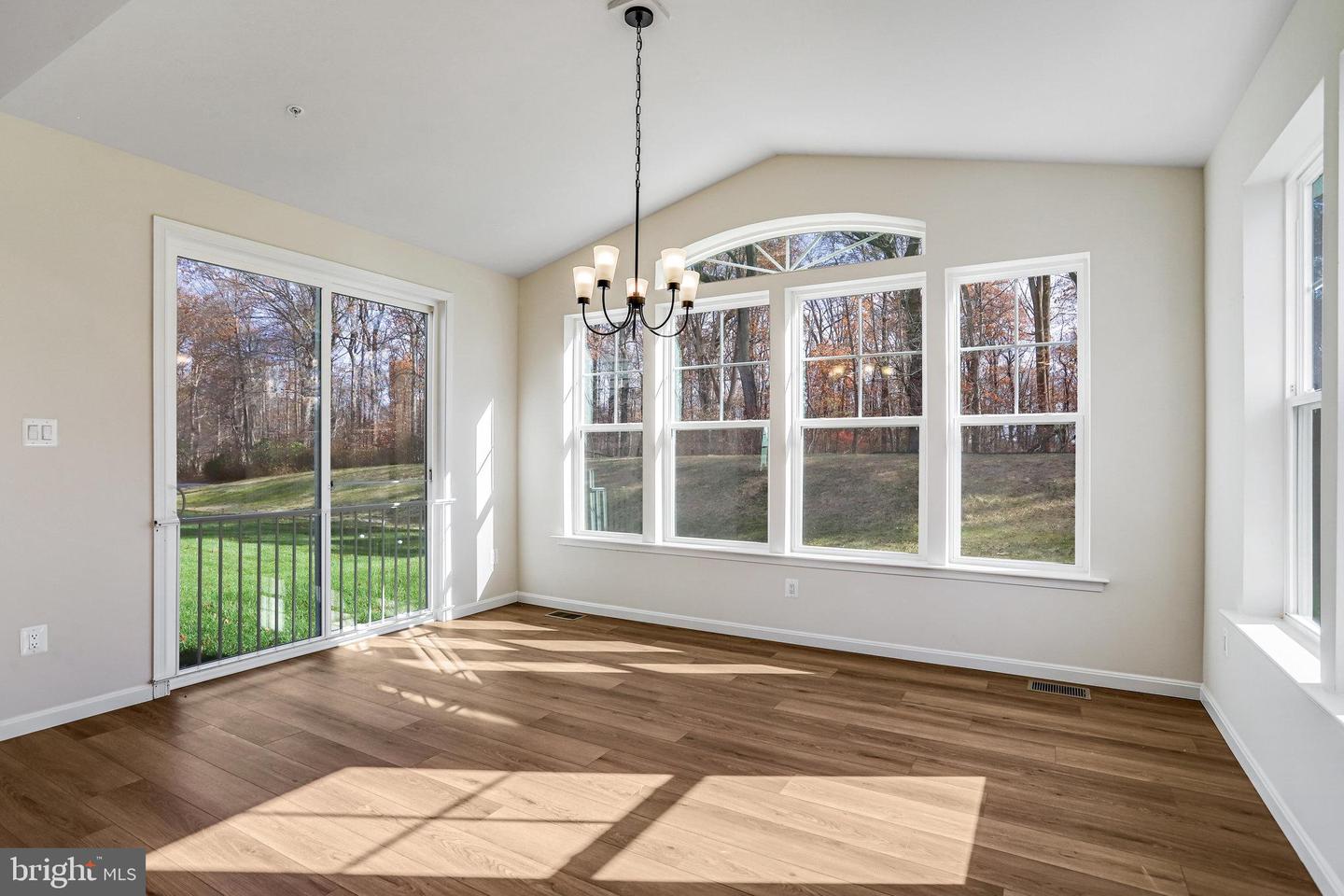 1617 Shady Tree Ct Property Photo 15