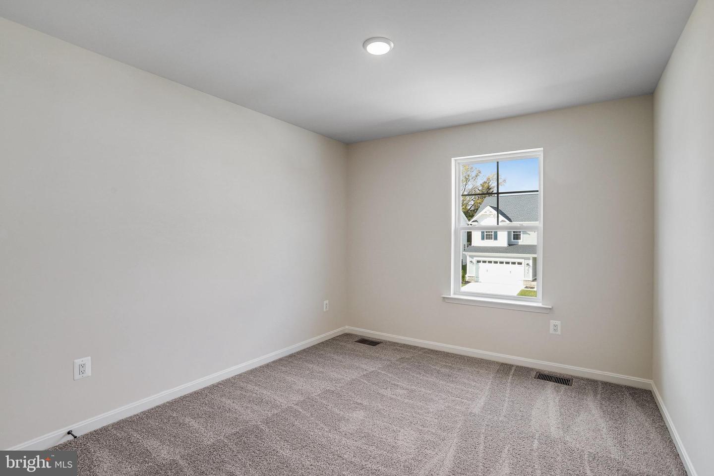 1617 Shady Tree Ct Property Photo 45