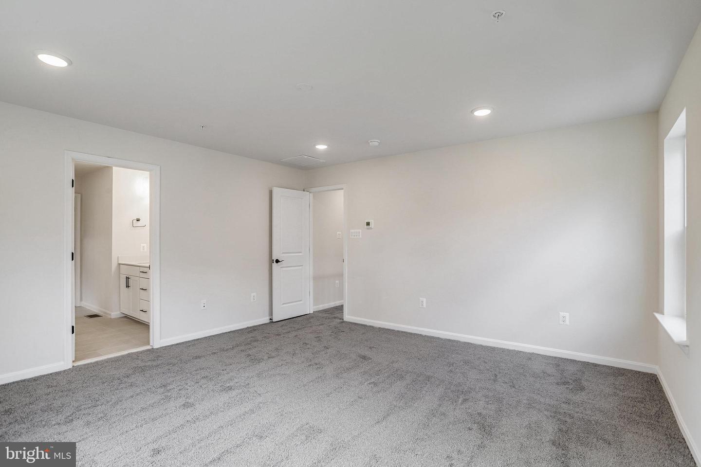 1617 Shady Tree Ct Property Photo 53
