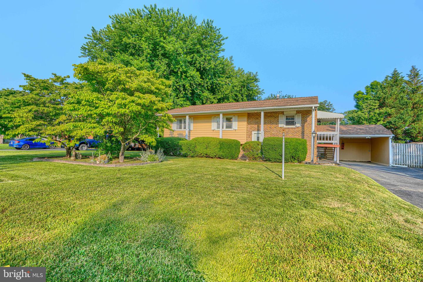 505 W Ring Factory Rd Property Photo 1