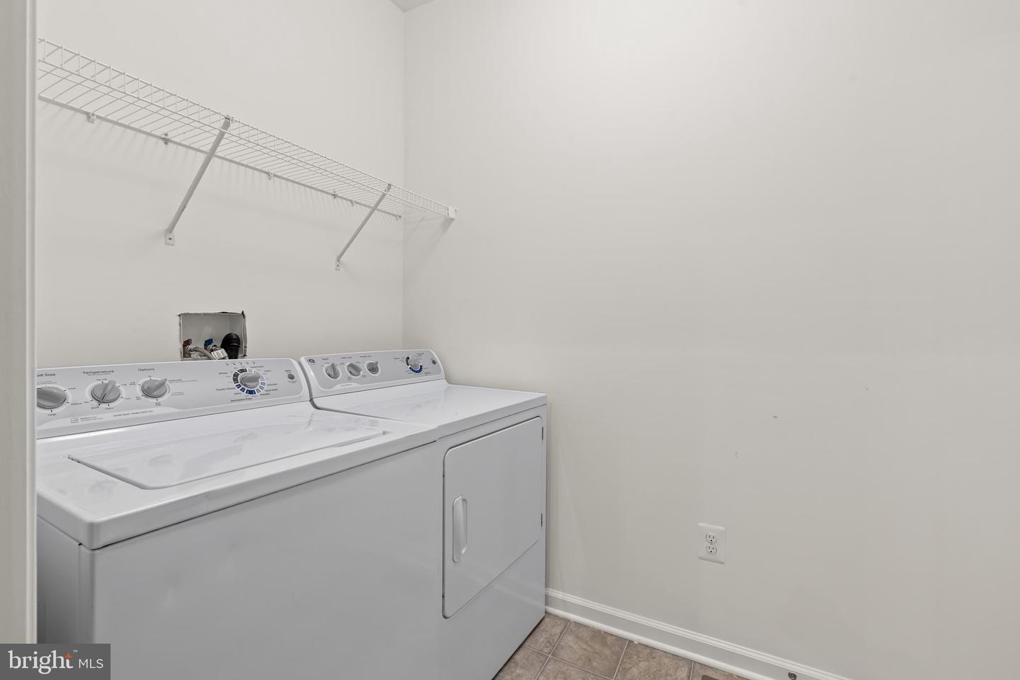 331 Tufton Cir Property Photo 24
