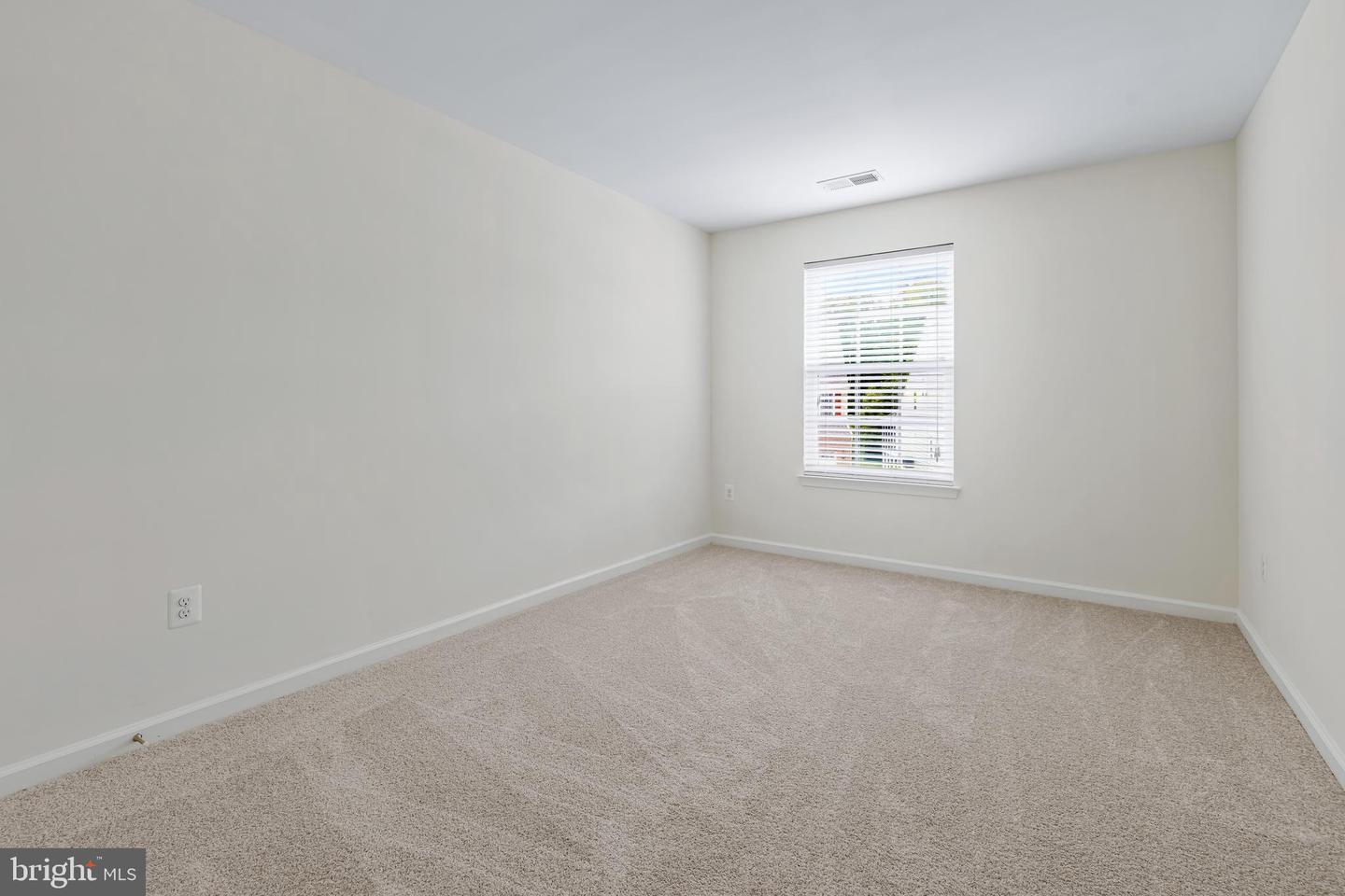 331 Tufton Cir Property Photo 33