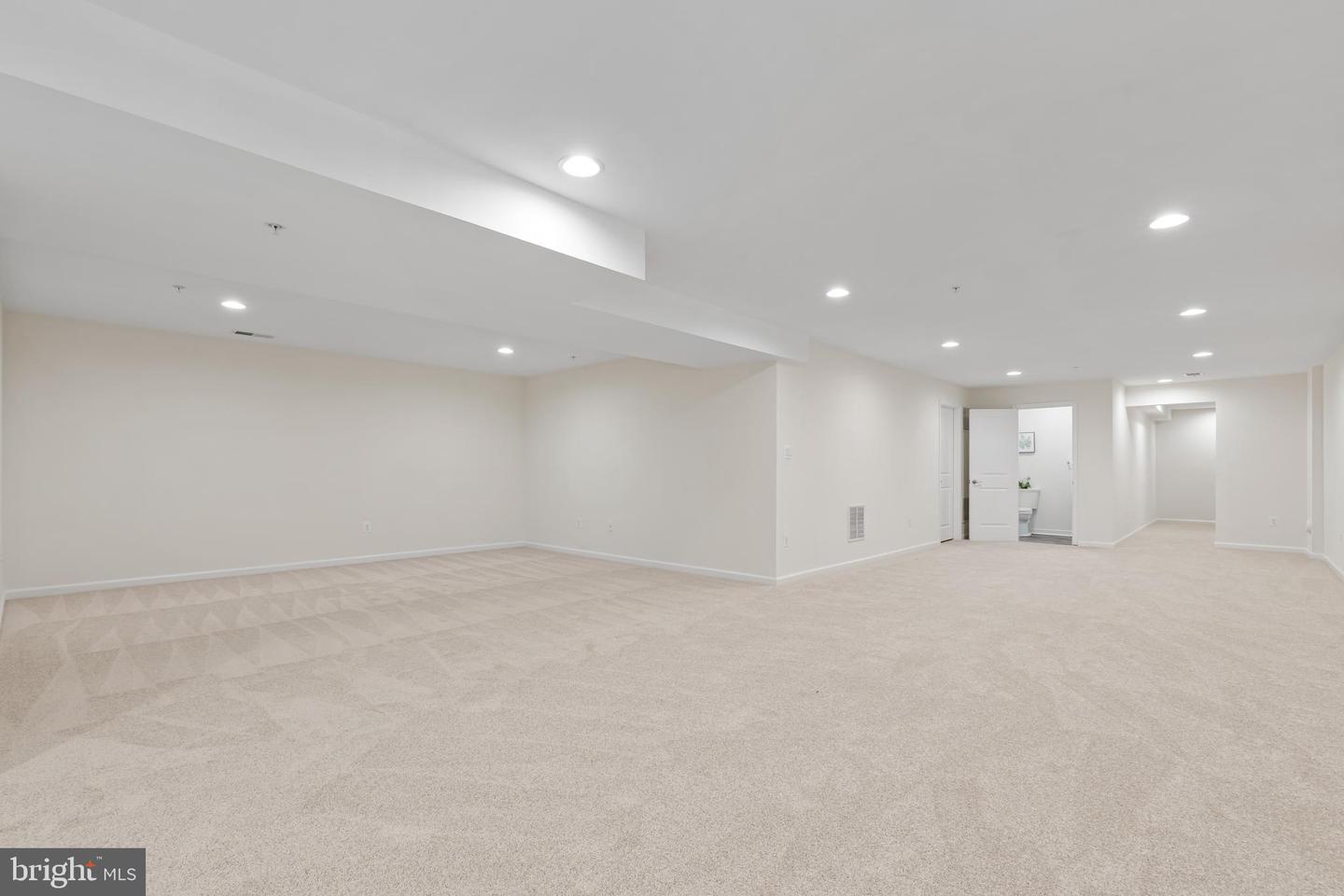 331 Tufton Cir Property Photo 40