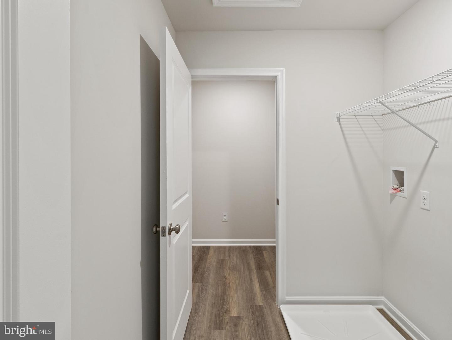 812 Spikeresh Way Property Photo 2