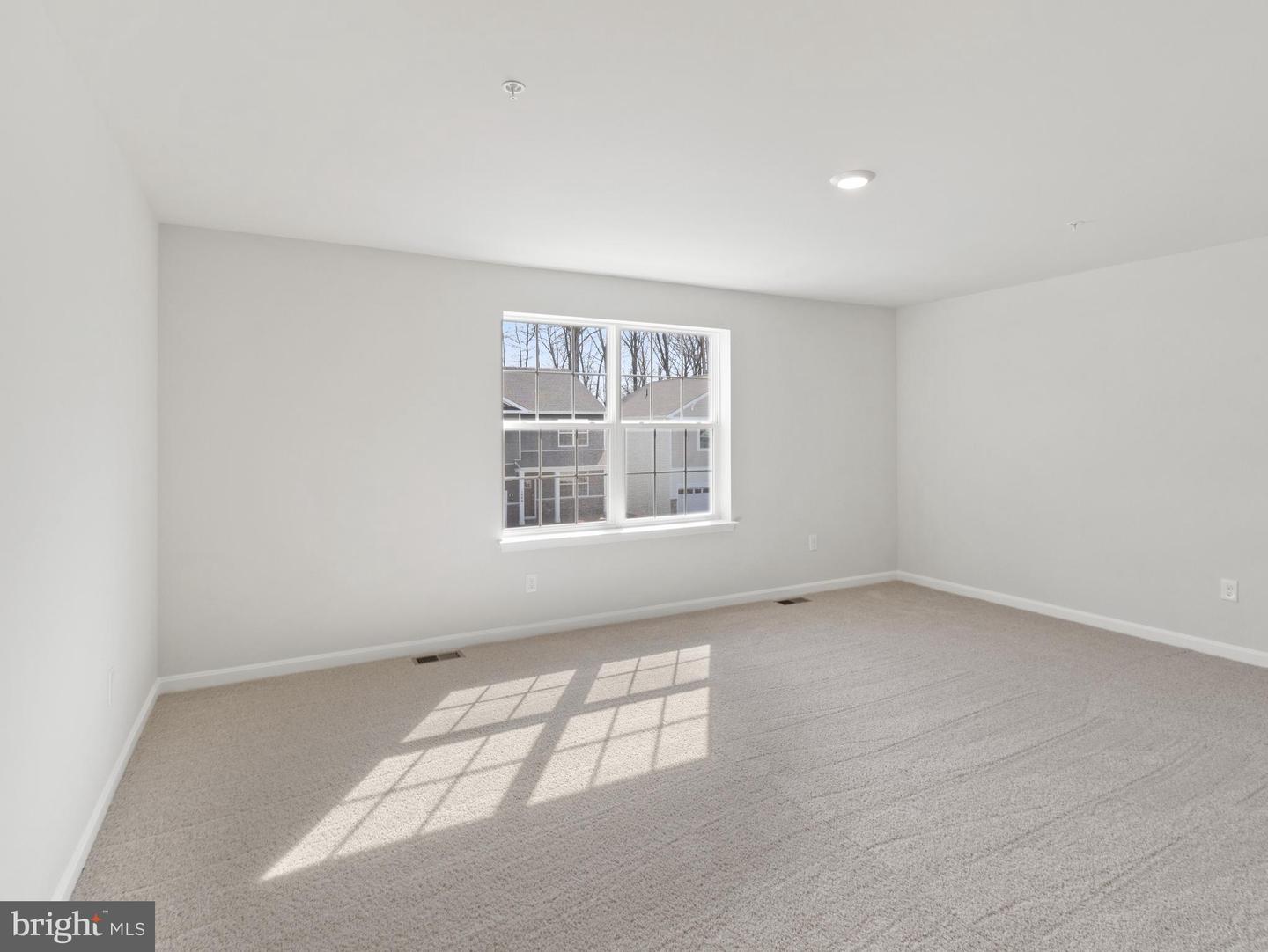 812 Spikeresh Way Property Photo 8