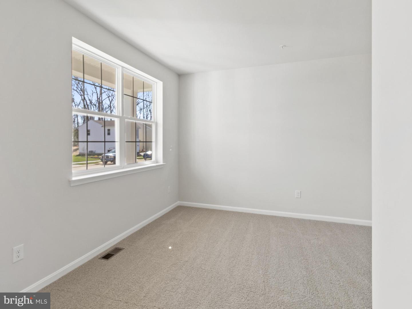 812 Spikeresh Way Property Photo 19
