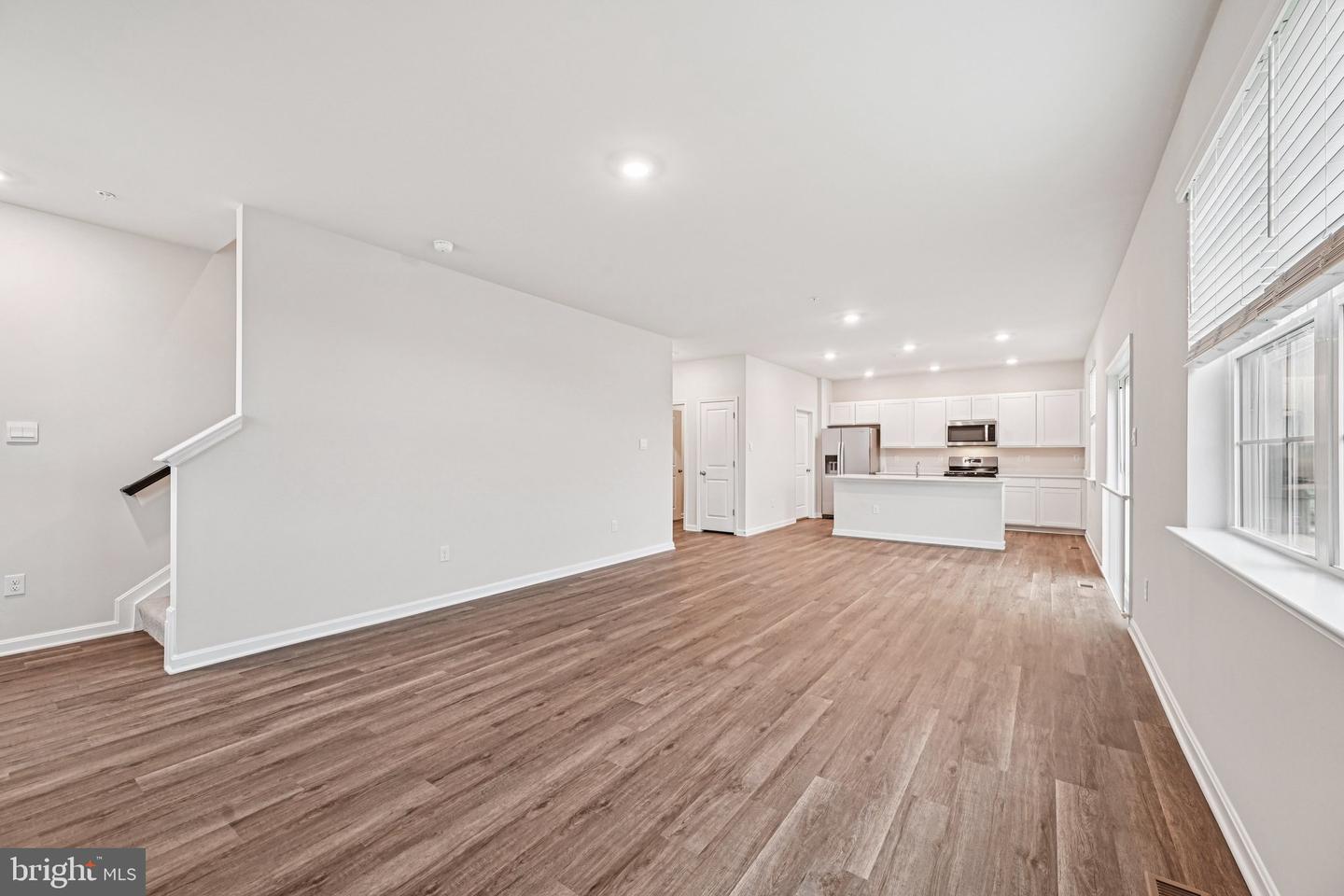 810 Spikeresh Way Property Photo 10