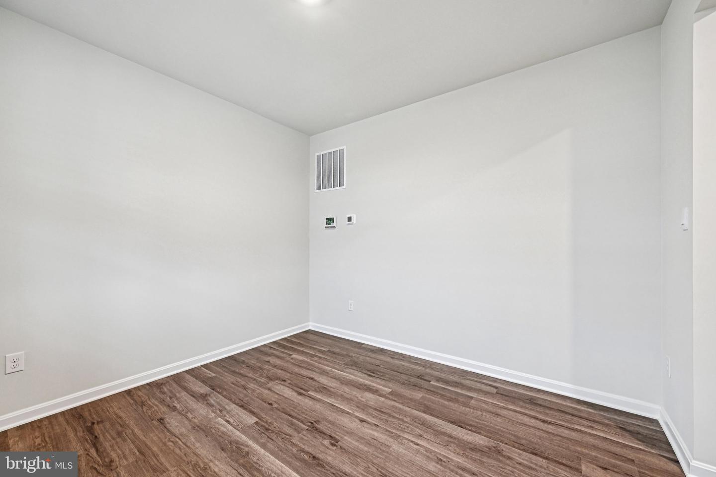 810 Spikeresh Way Property Photo 19