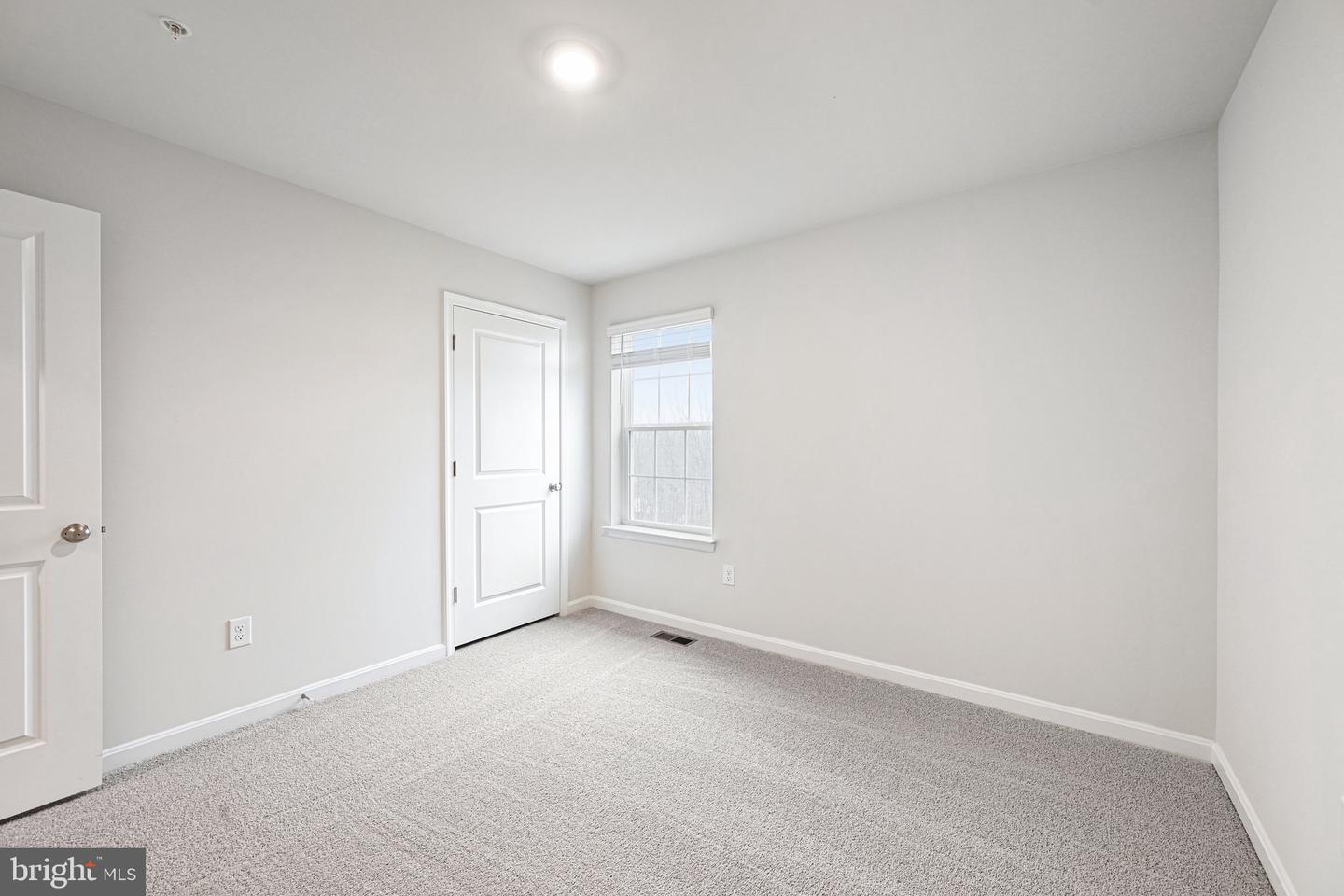 810 Spikeresh Way Property Photo 45