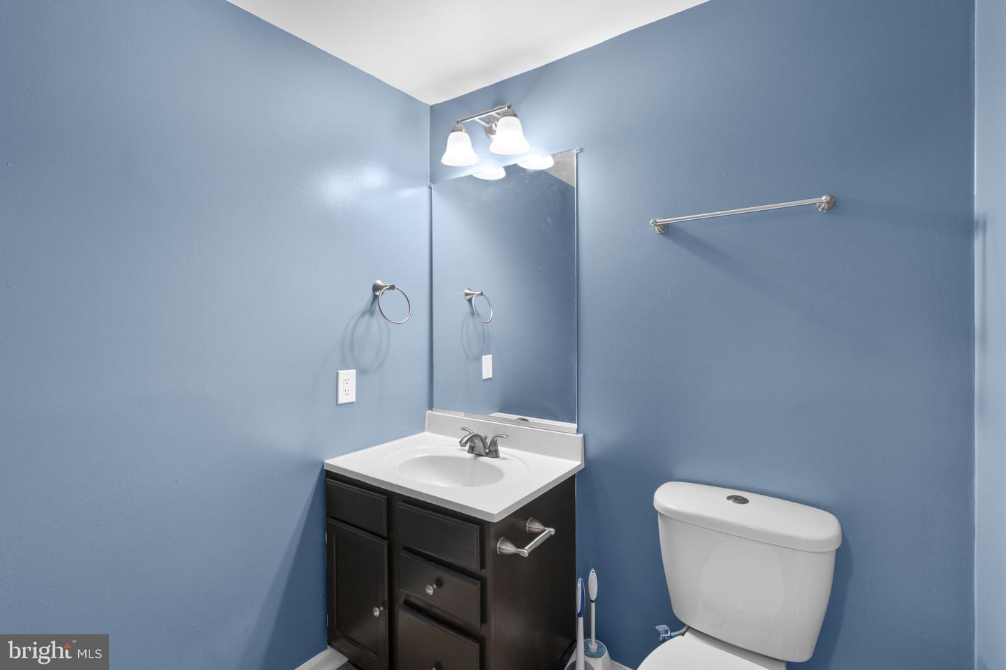 916 Pirates Ct Property Photo 33