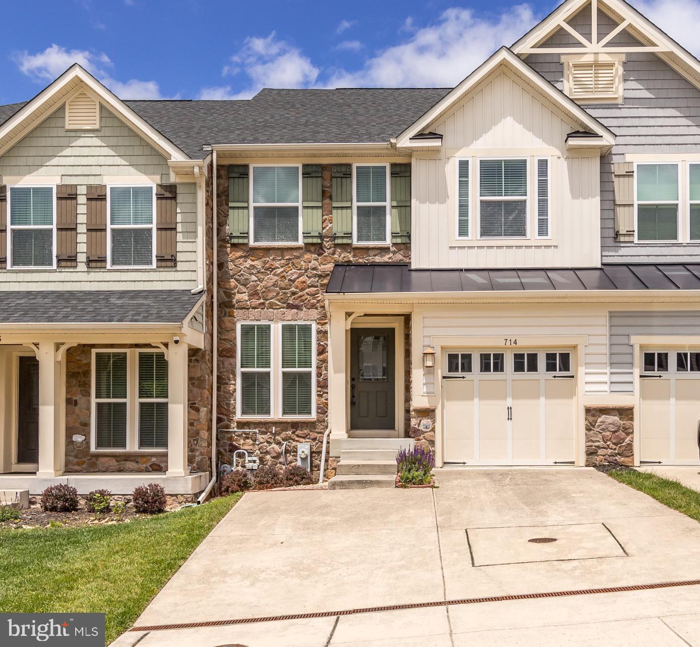 714 Shady Creek Ct Property Photo 1