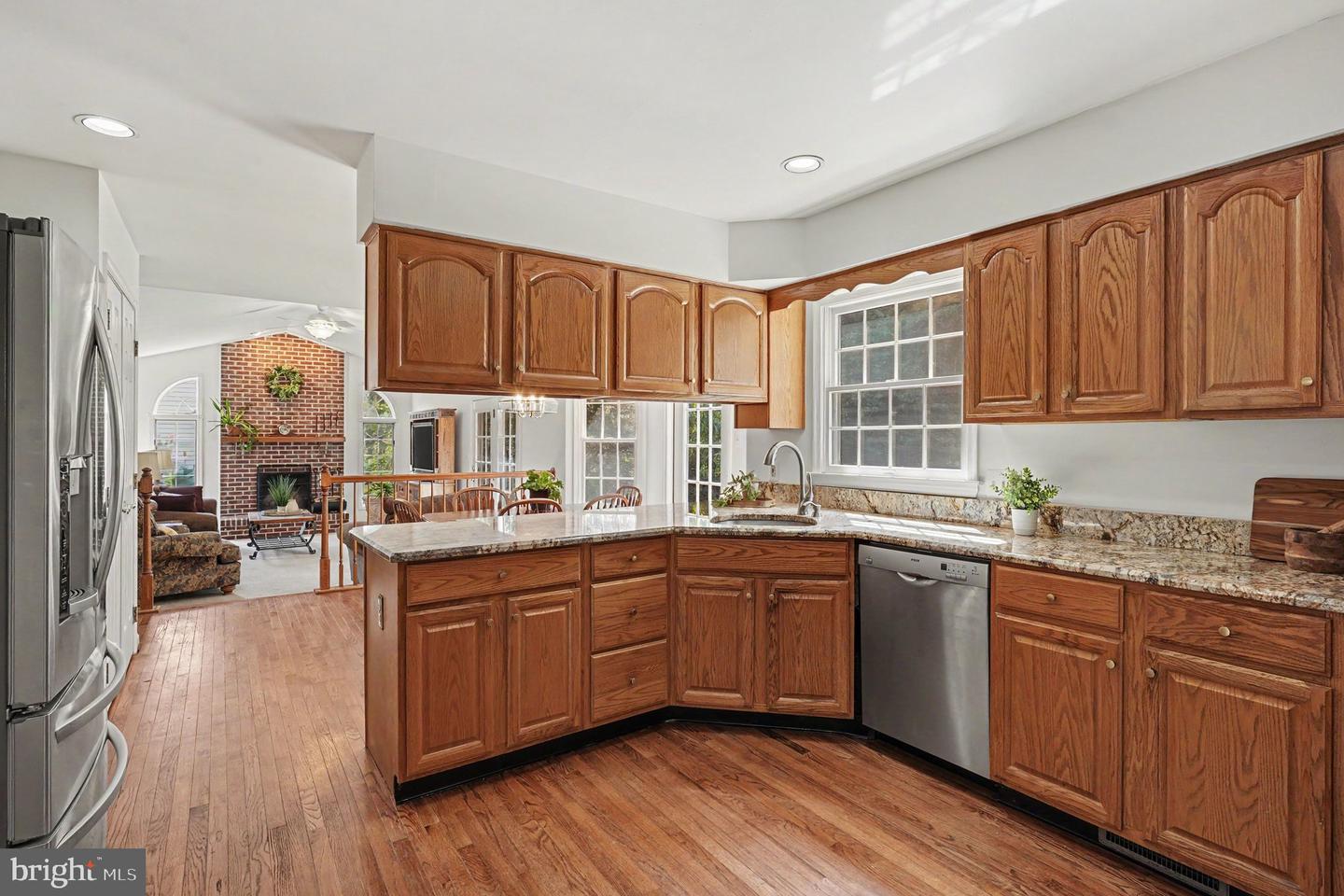 2014 Royal Fern Ct Property Photo 12