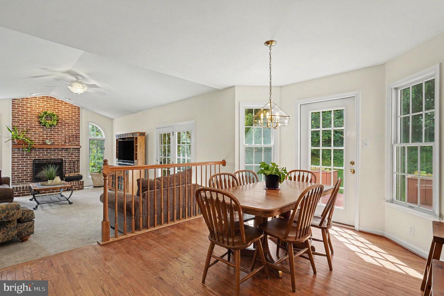 2014 Royal Fern Ct Property Photo 16