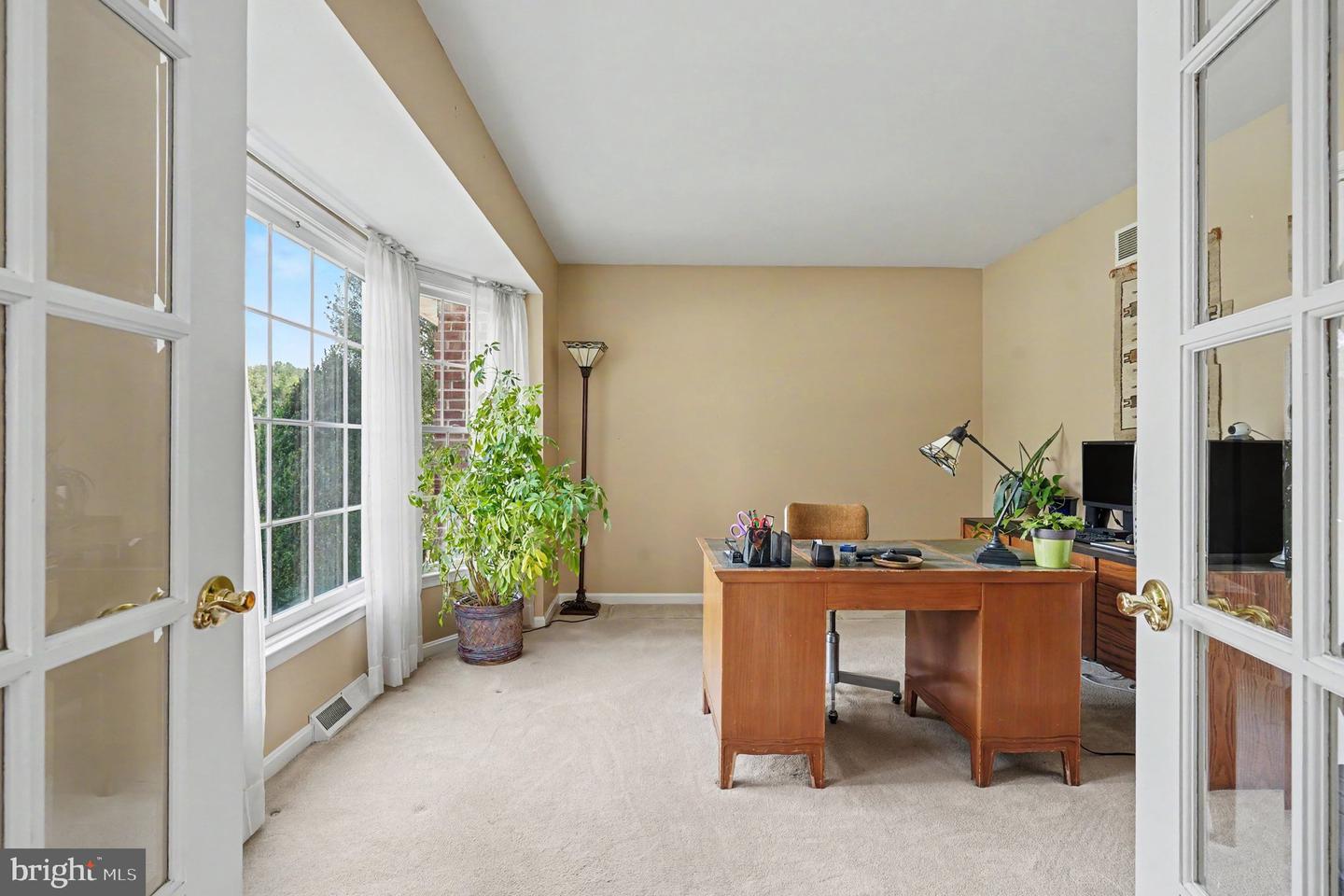 2014 Royal Fern Ct Property Photo 22
