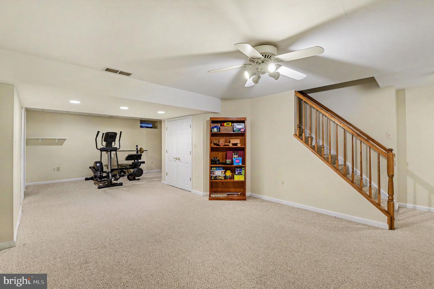 2014 Royal Fern Ct Property Photo 38