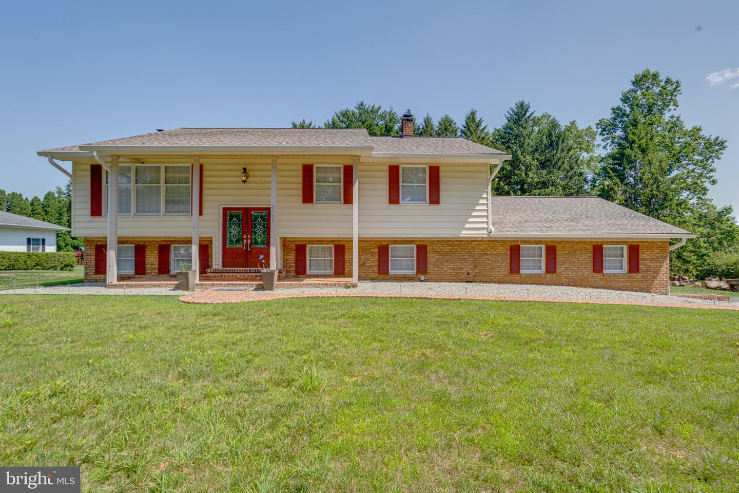 2507 Claret Dr Property Photo 1