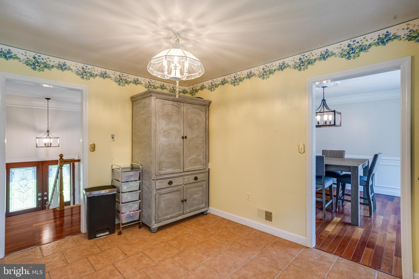 2507 Claret Dr Property Photo 23