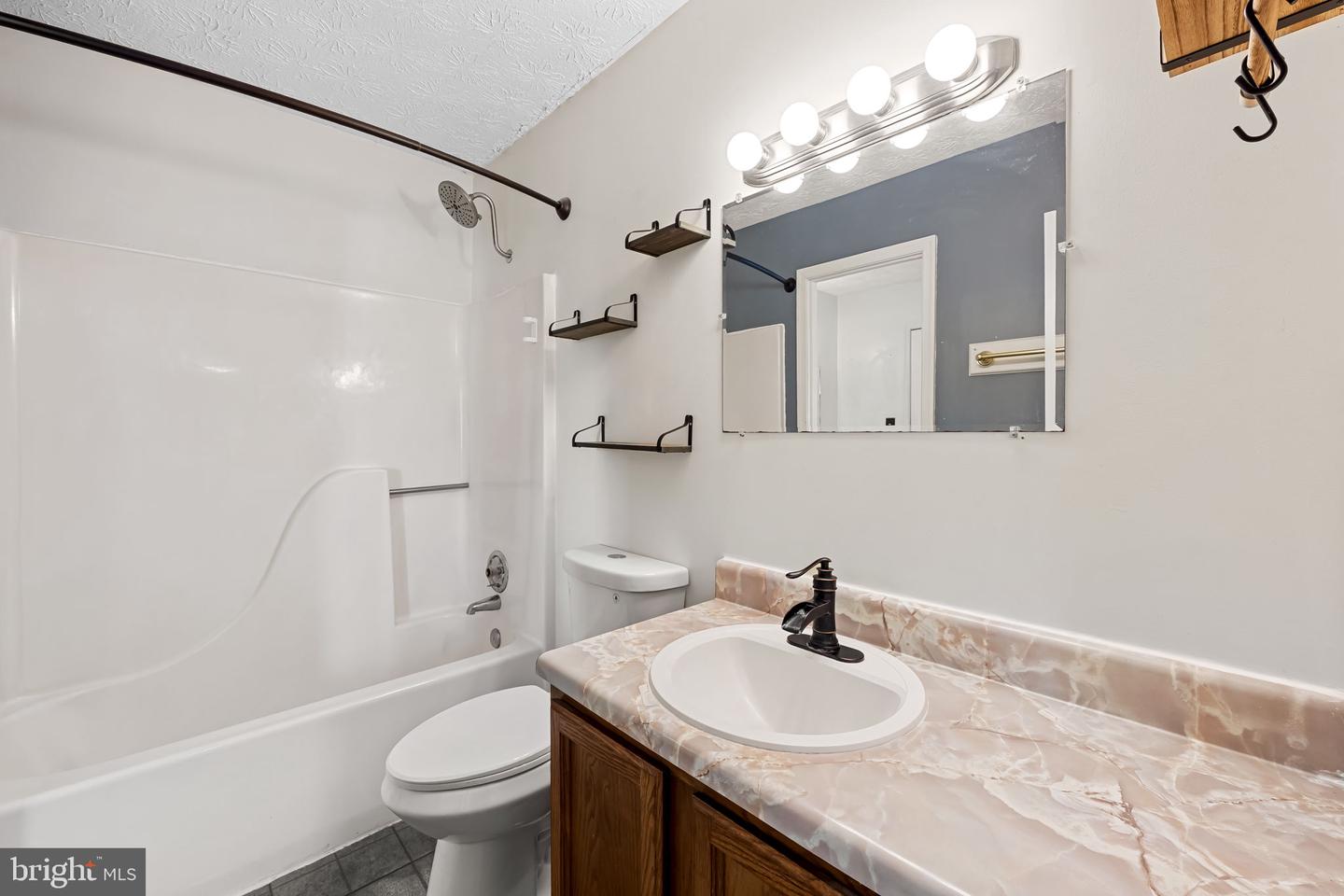 1006 Agate Dr Property Photo 18