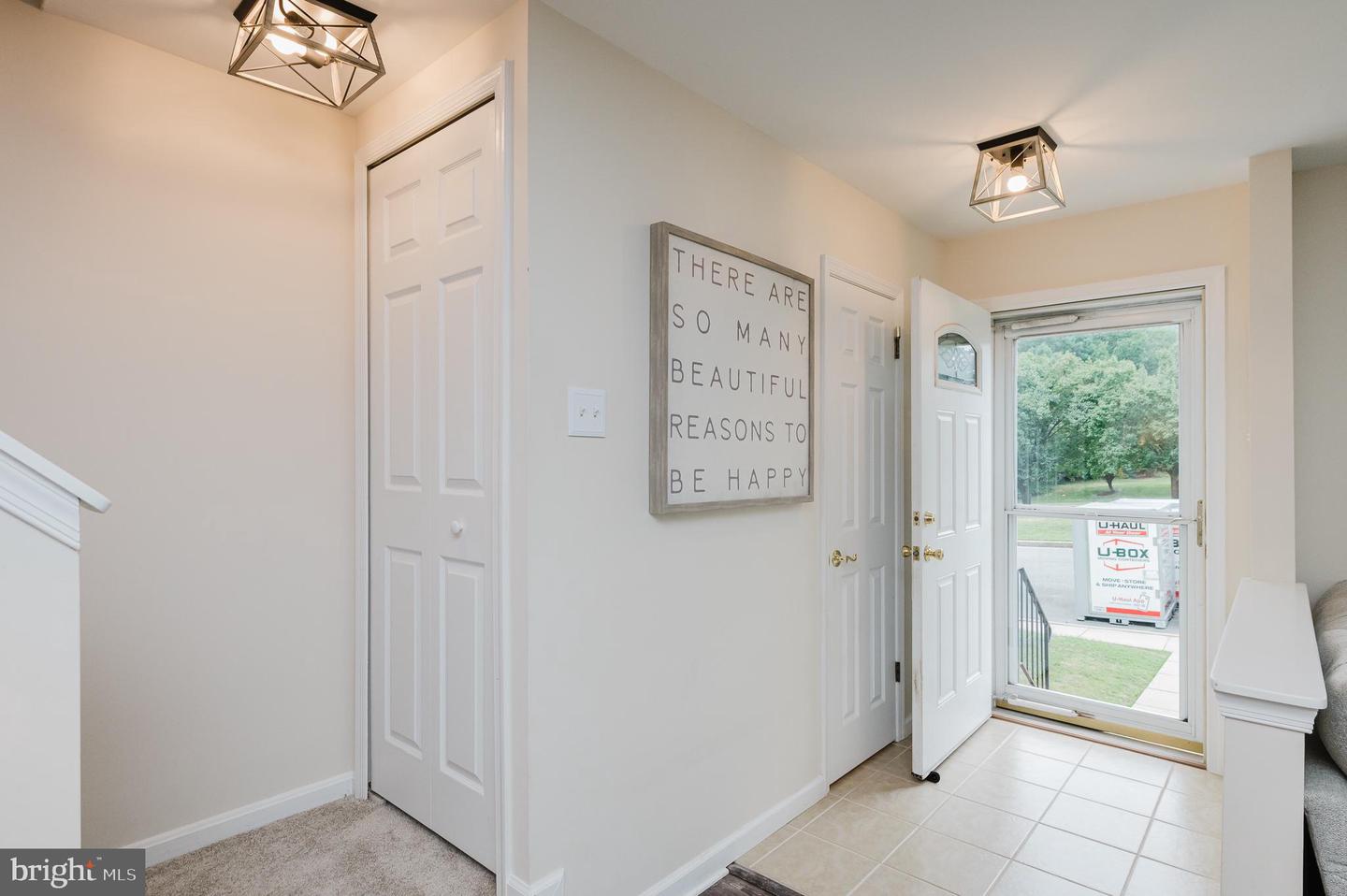 3221 Arbor Hill Ct Property Photo 5