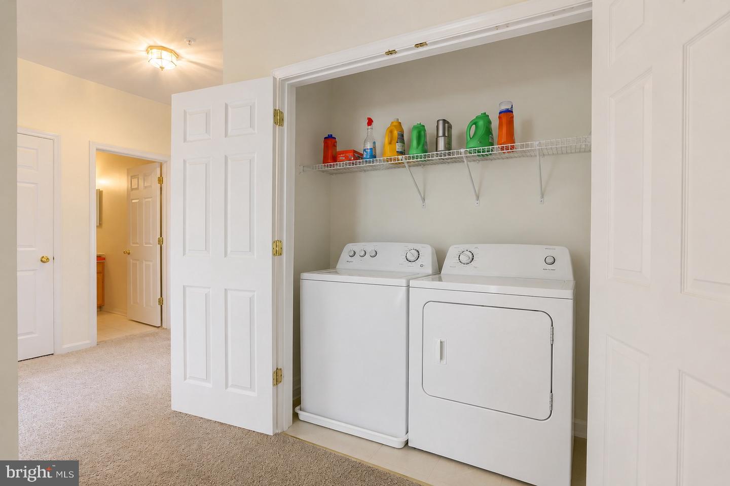 1670 Mohegan Dr #e Property Photo 15
