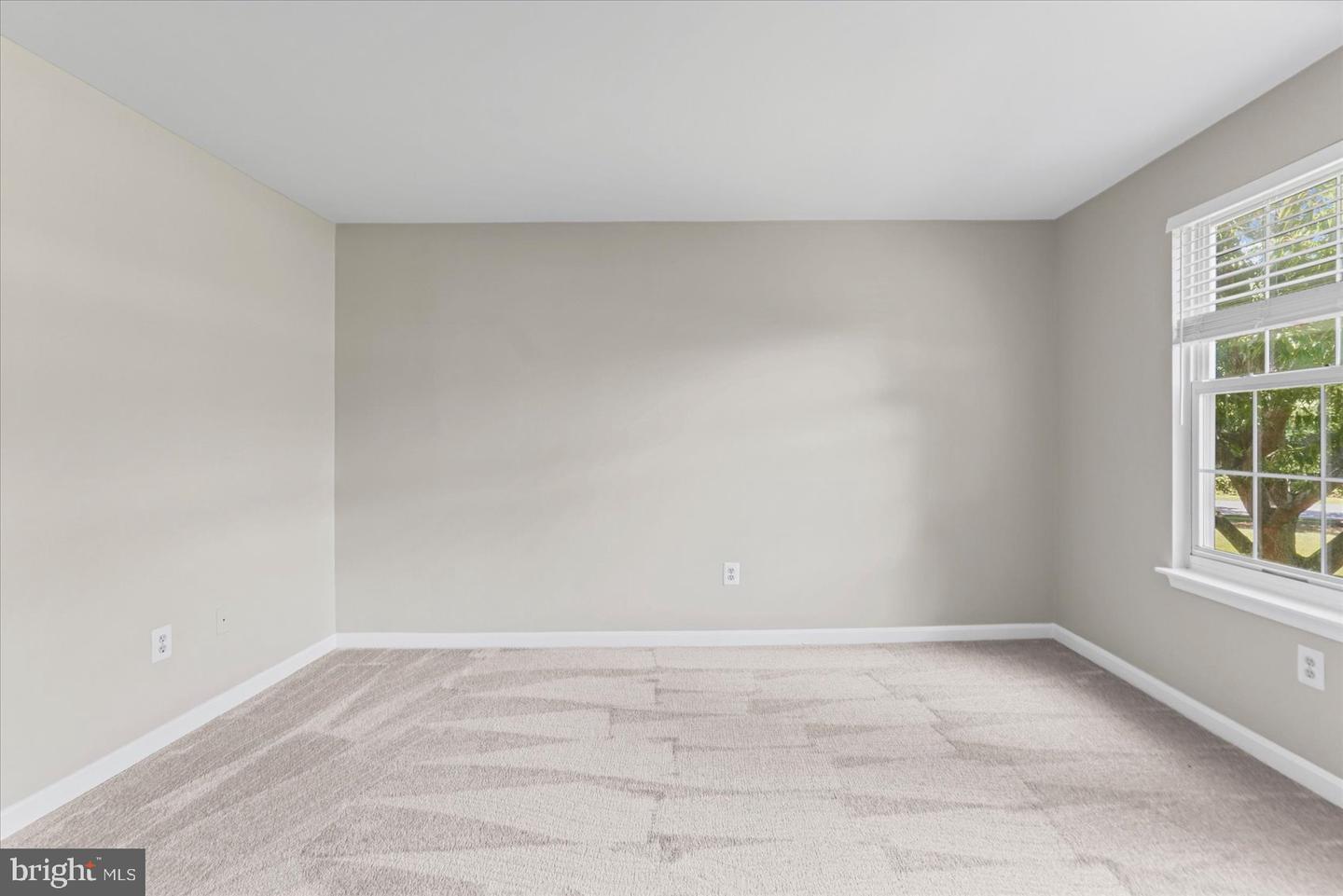 1310 Sheridan Pl #27 Property Photo 11
