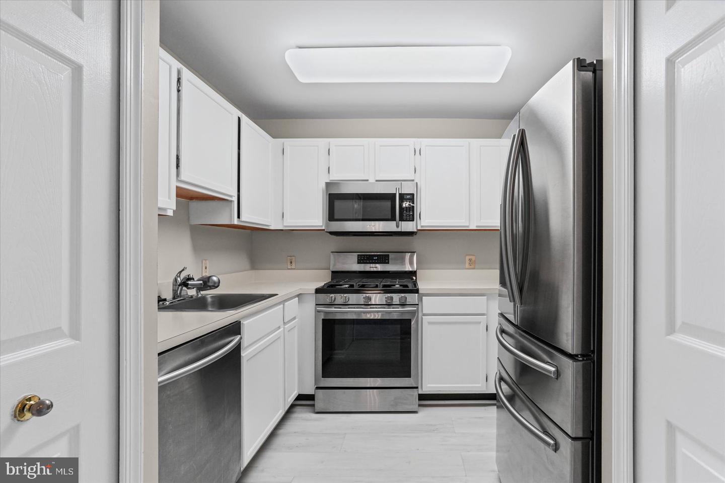 1310 Sheridan Pl #27 Property Photo 17