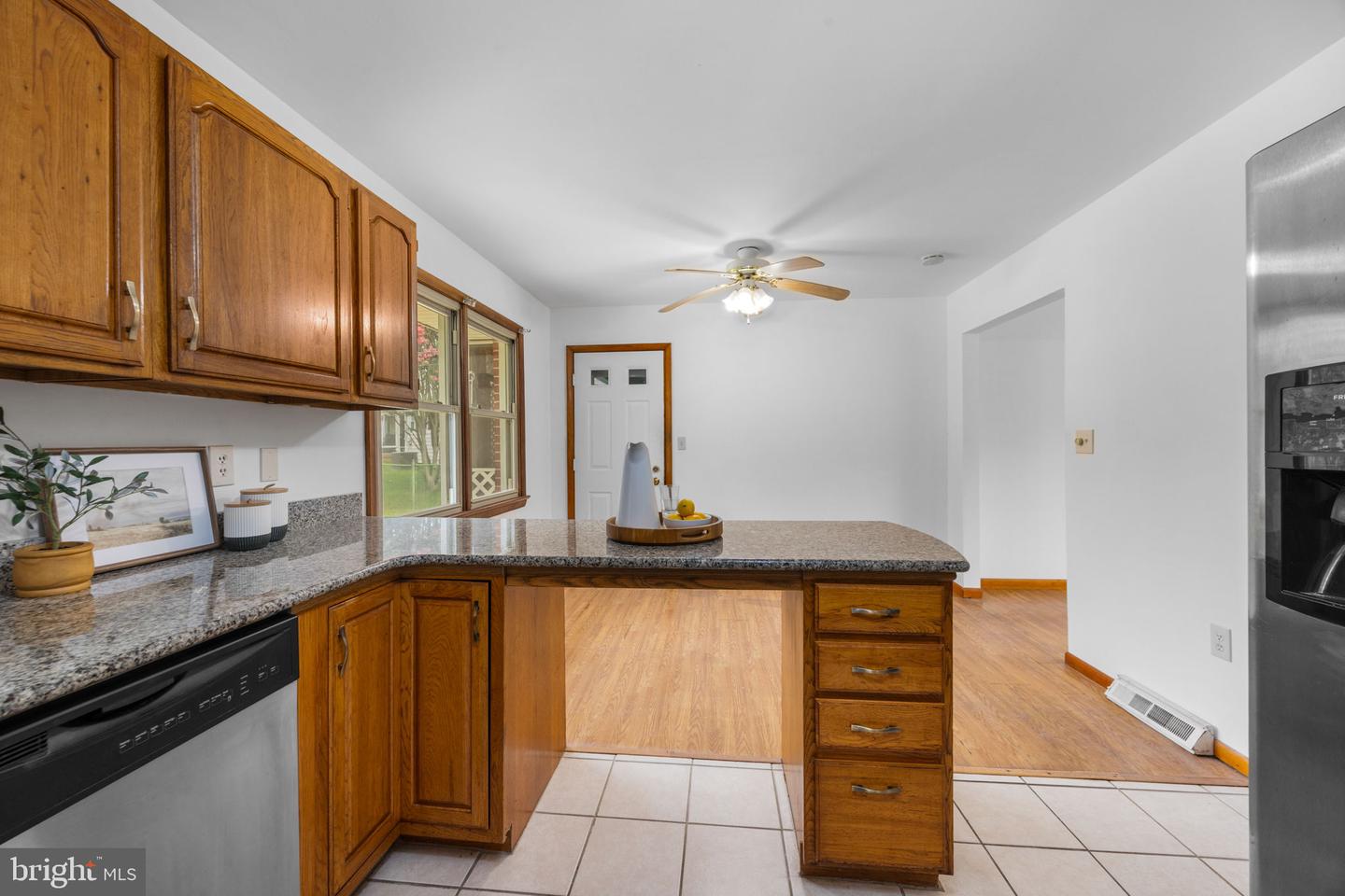 448 Wye Dr Property Photo 12