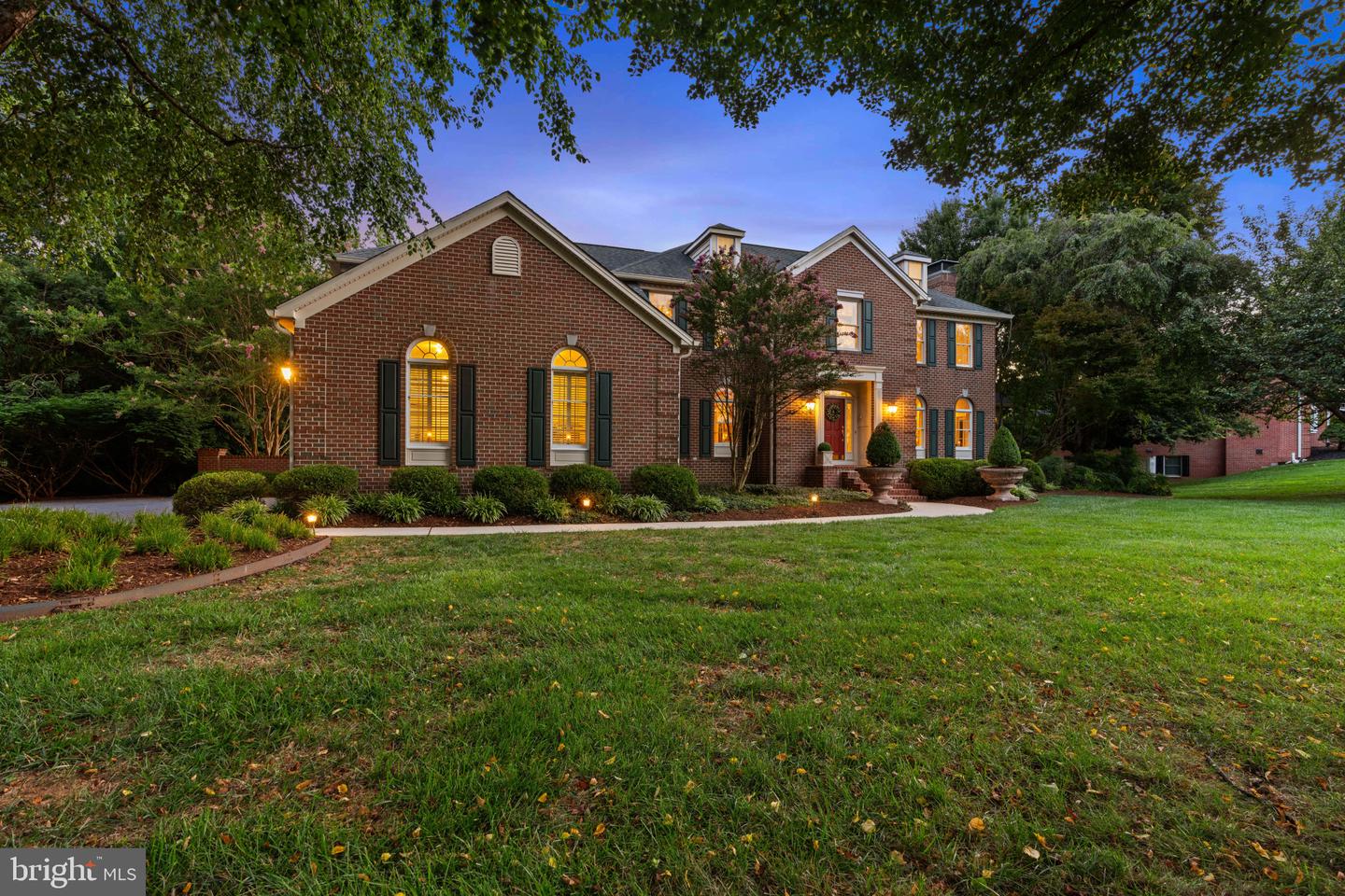 1413 Lytham Ct Property Photo 4