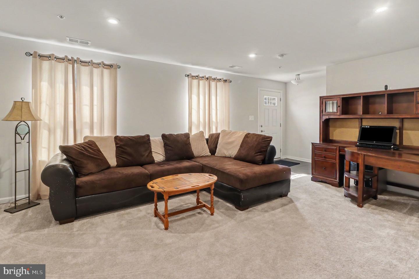 134 Sachem St Property Photo 4