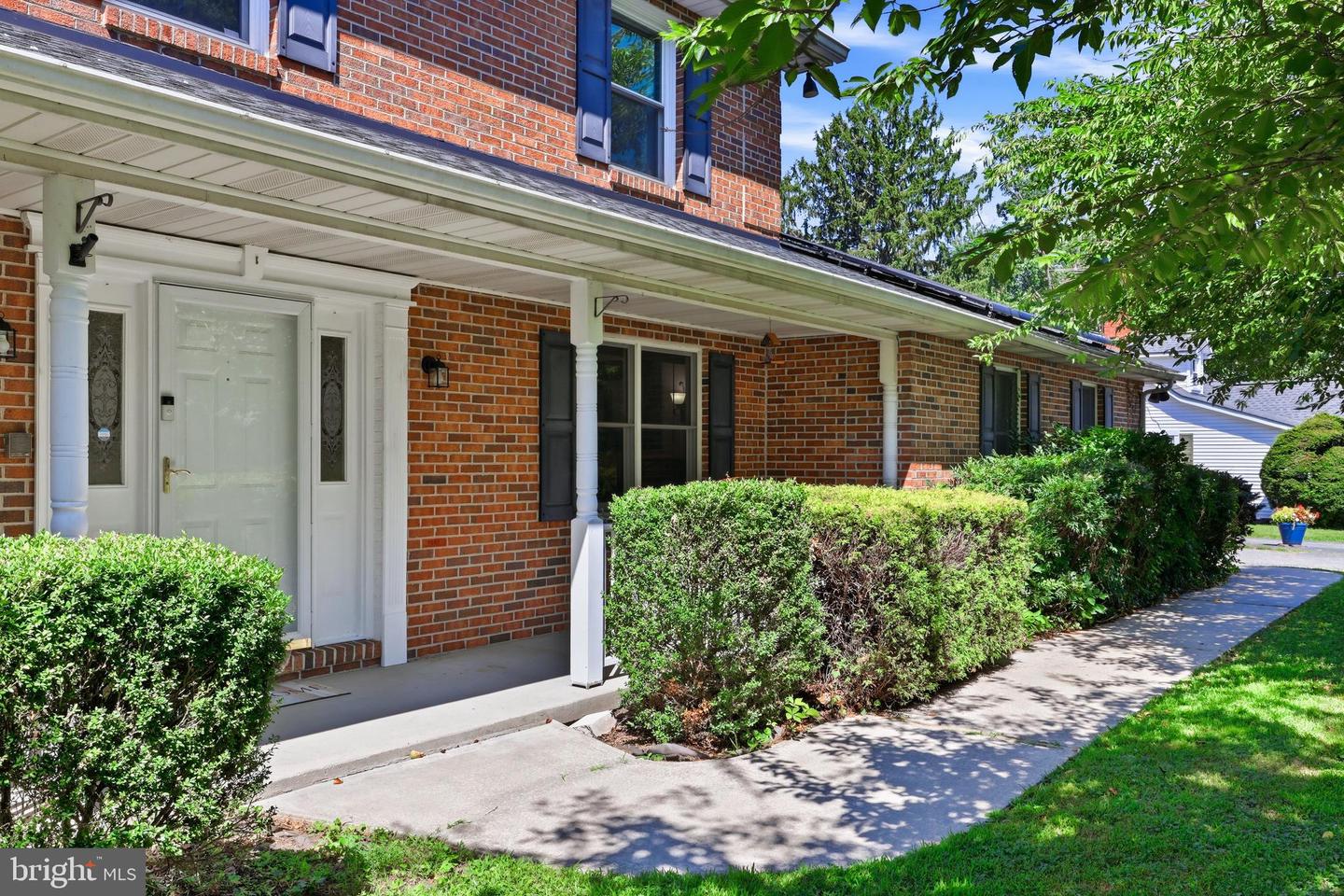 310 S Fountain Green Rd Property Photo 1