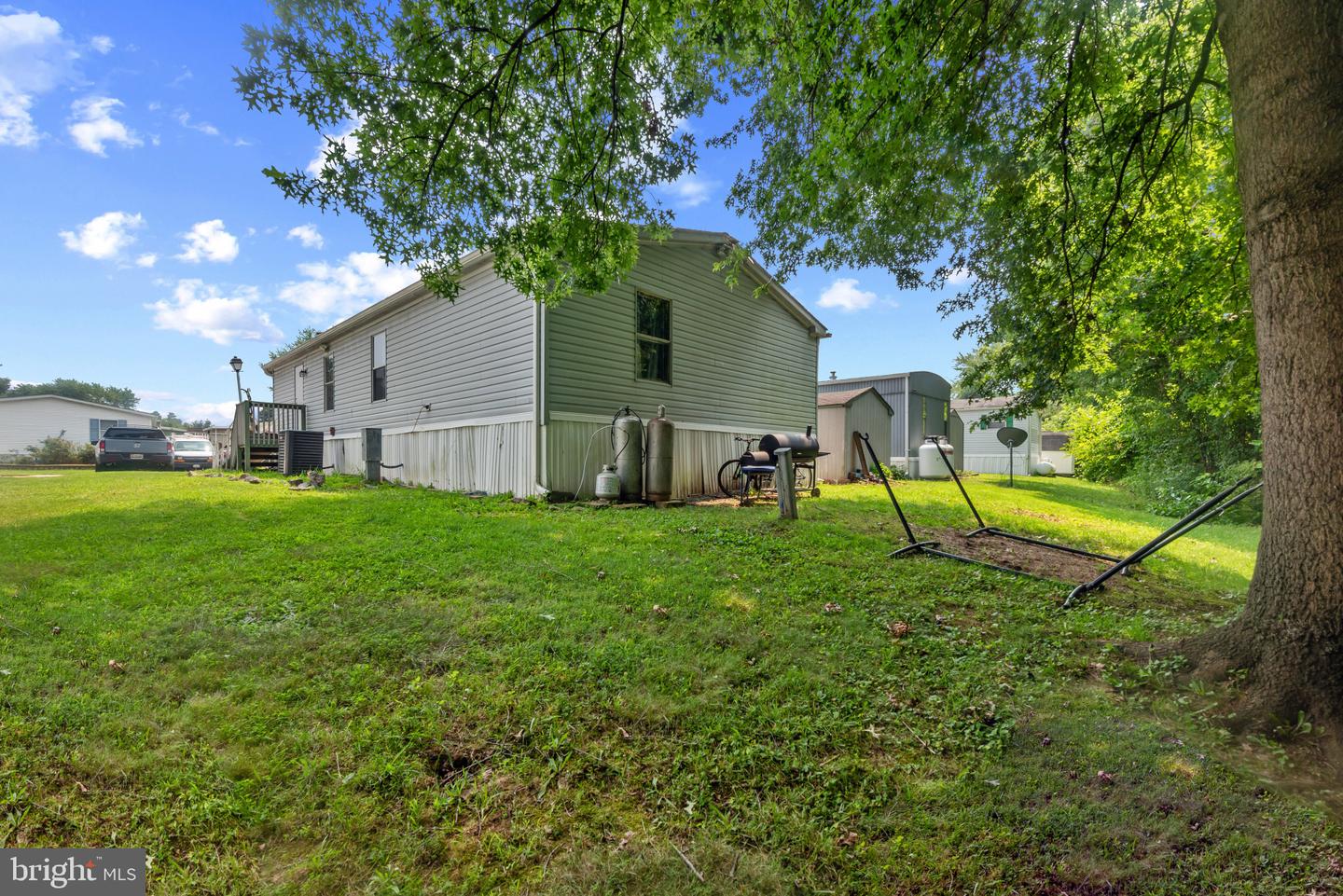 1944 Sidnee Dr Property Photo 32