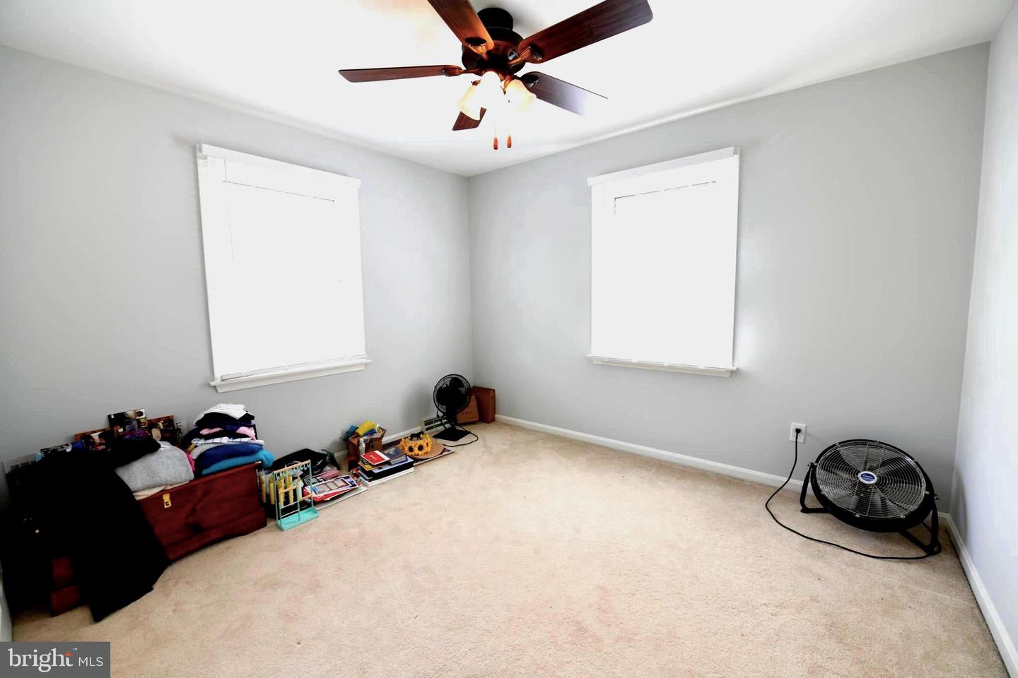 305 Rolling Knoll Dr Property Photo 14