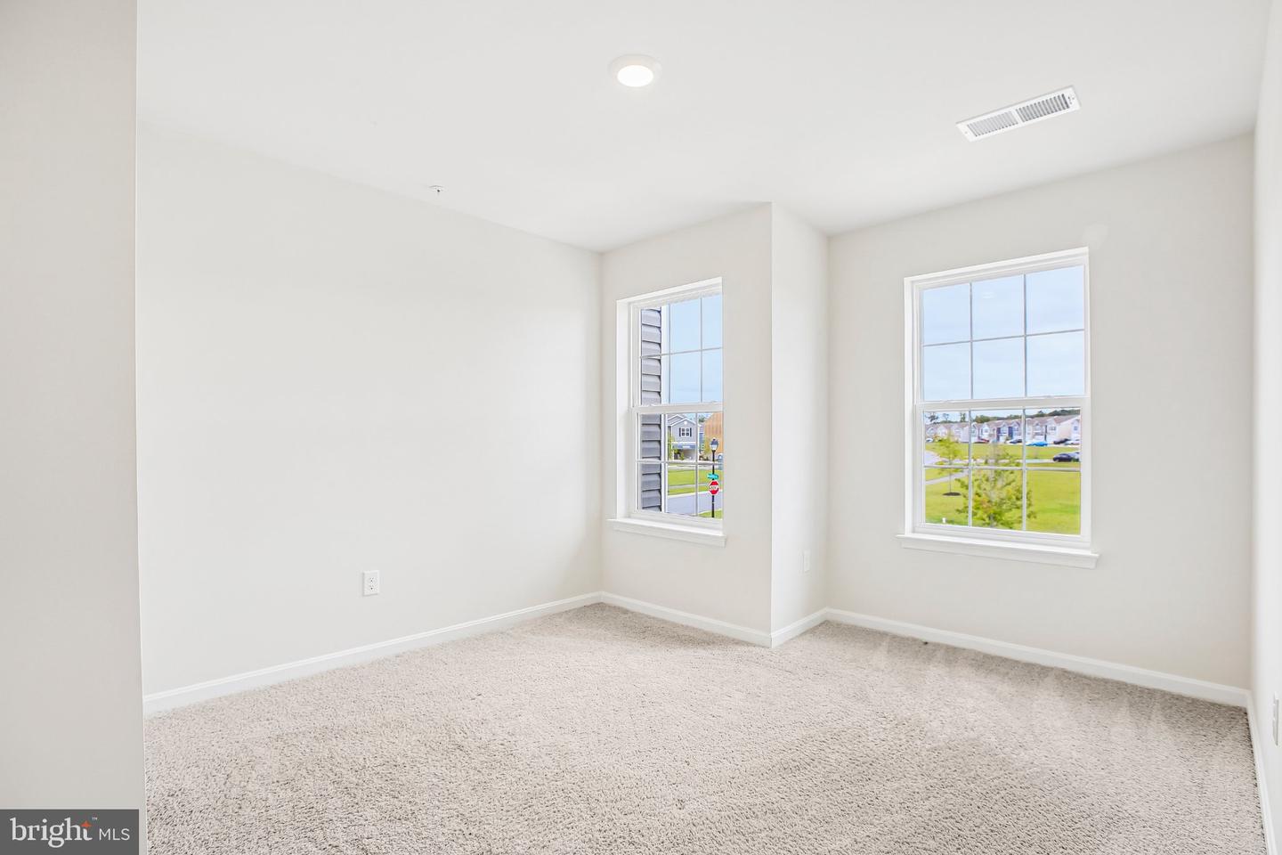 663 Beadlilly Way Property Photo 26